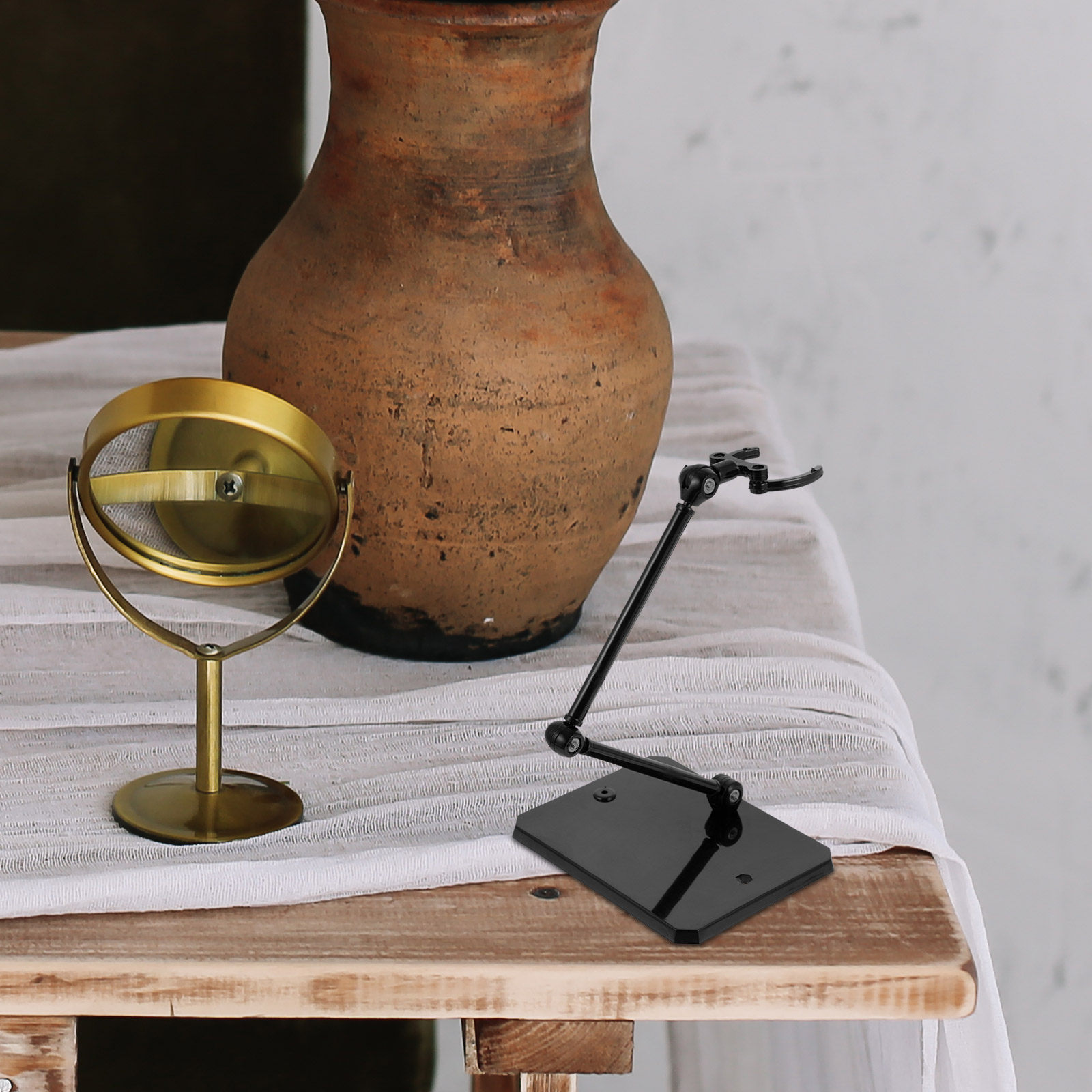 Home Decor Store - قطعتان من حوامل شخصيات الأكشن القابلة