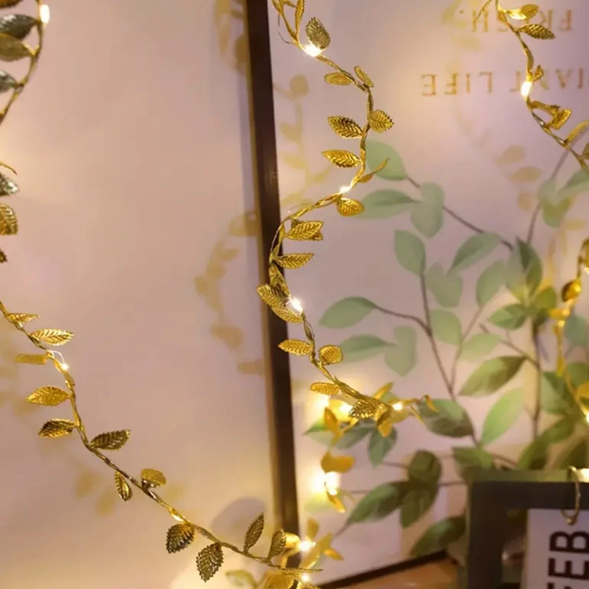 ضوء خرافي بأوراق صغيرة ذهبية و - مراجعة Rope Light Decoration وسعره