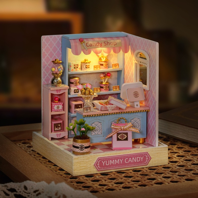 طقم بيت الدمى المصغر: مقهى شار - مراجعة Home Decor Store وسعره